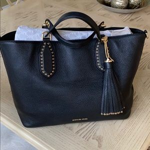 Micheal Kors Brooklyn Satchel